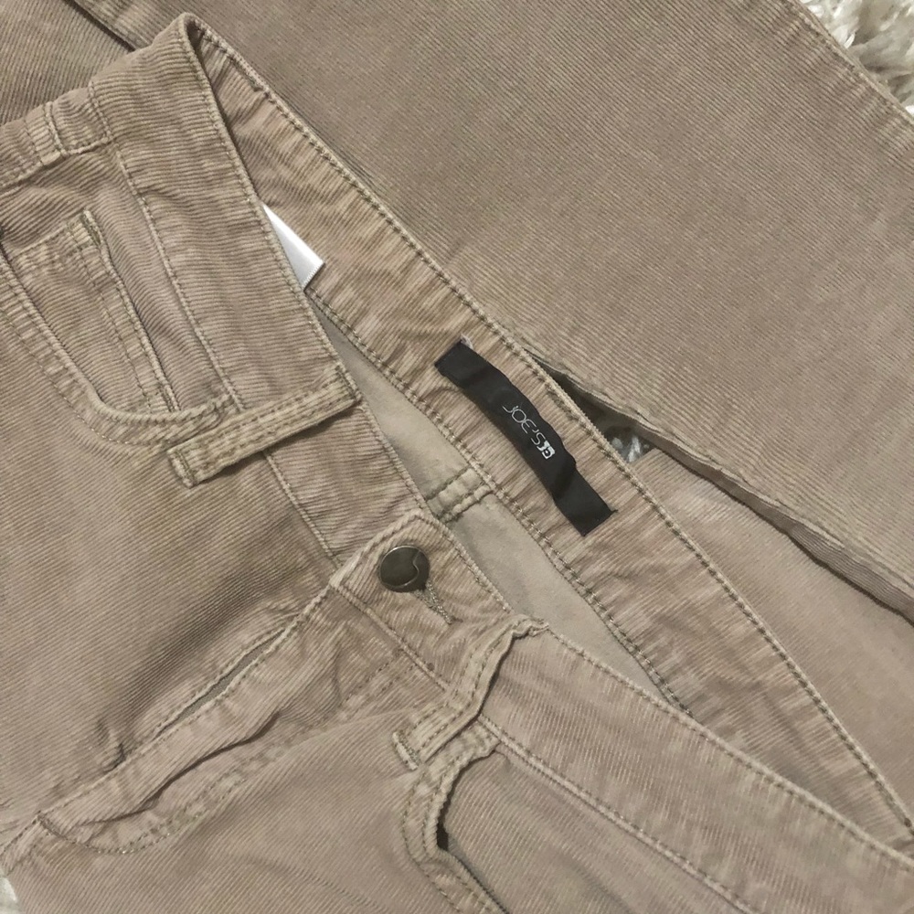Joe’s Beige Corduroy Jeans - Size w26
